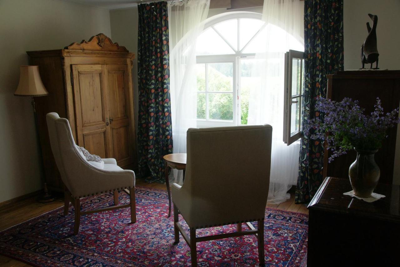 Bear Manor Lacu Muizina Apartment Pale Bagian luar foto