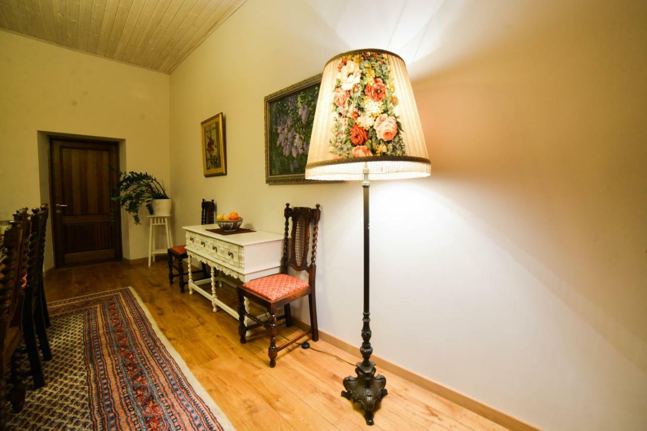 Bear Manor Lacu Muizina Apartment Pale Bagian luar foto