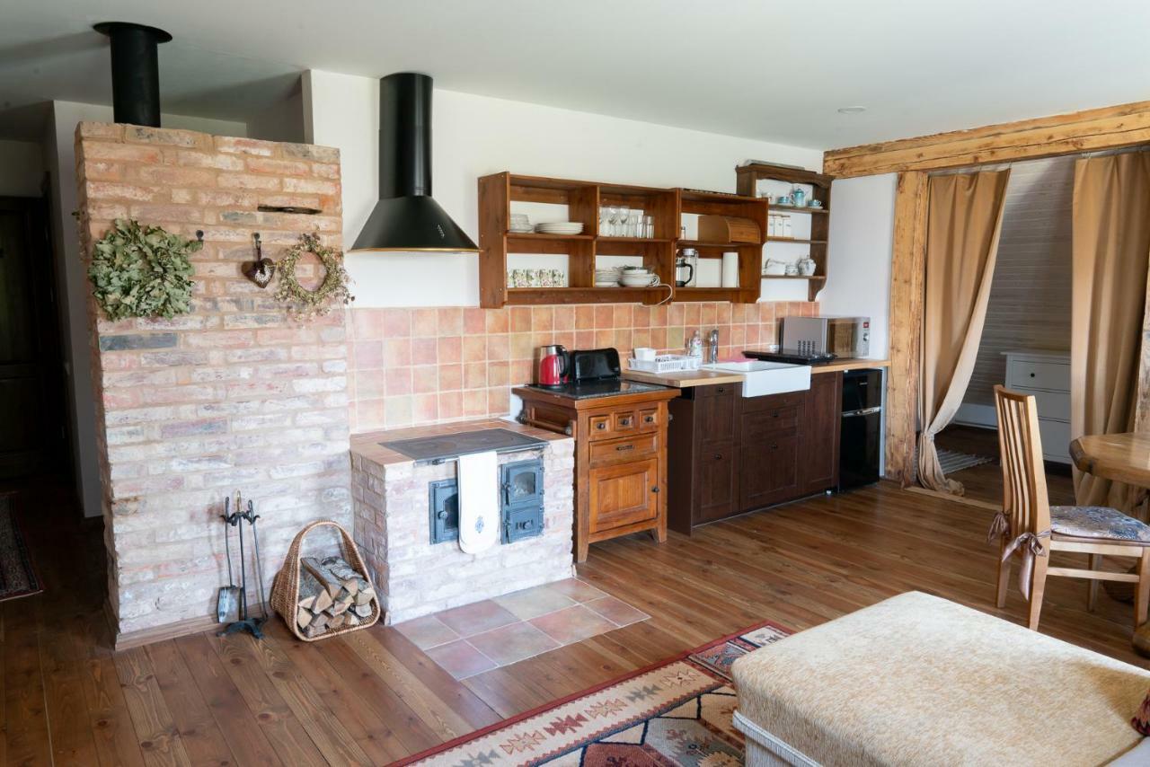 Bear Manor Lacu Muizina Apartment Pale Bagian luar foto